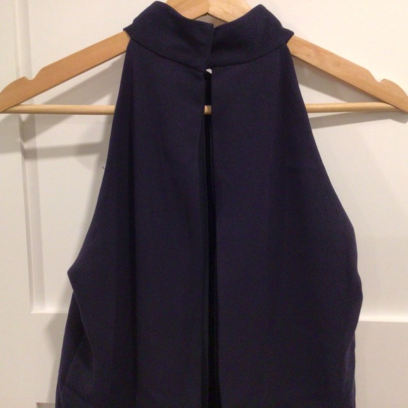Intermix midnight blue cut out sleeveless top. Size S. - Picture 5 of 9
